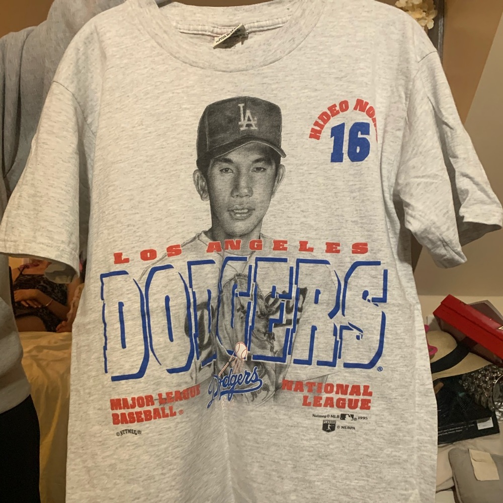 This LA Dodgers shirt from 1995 is brand new flawless